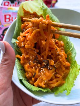 Lettuce Wrap Fire Noodles recept